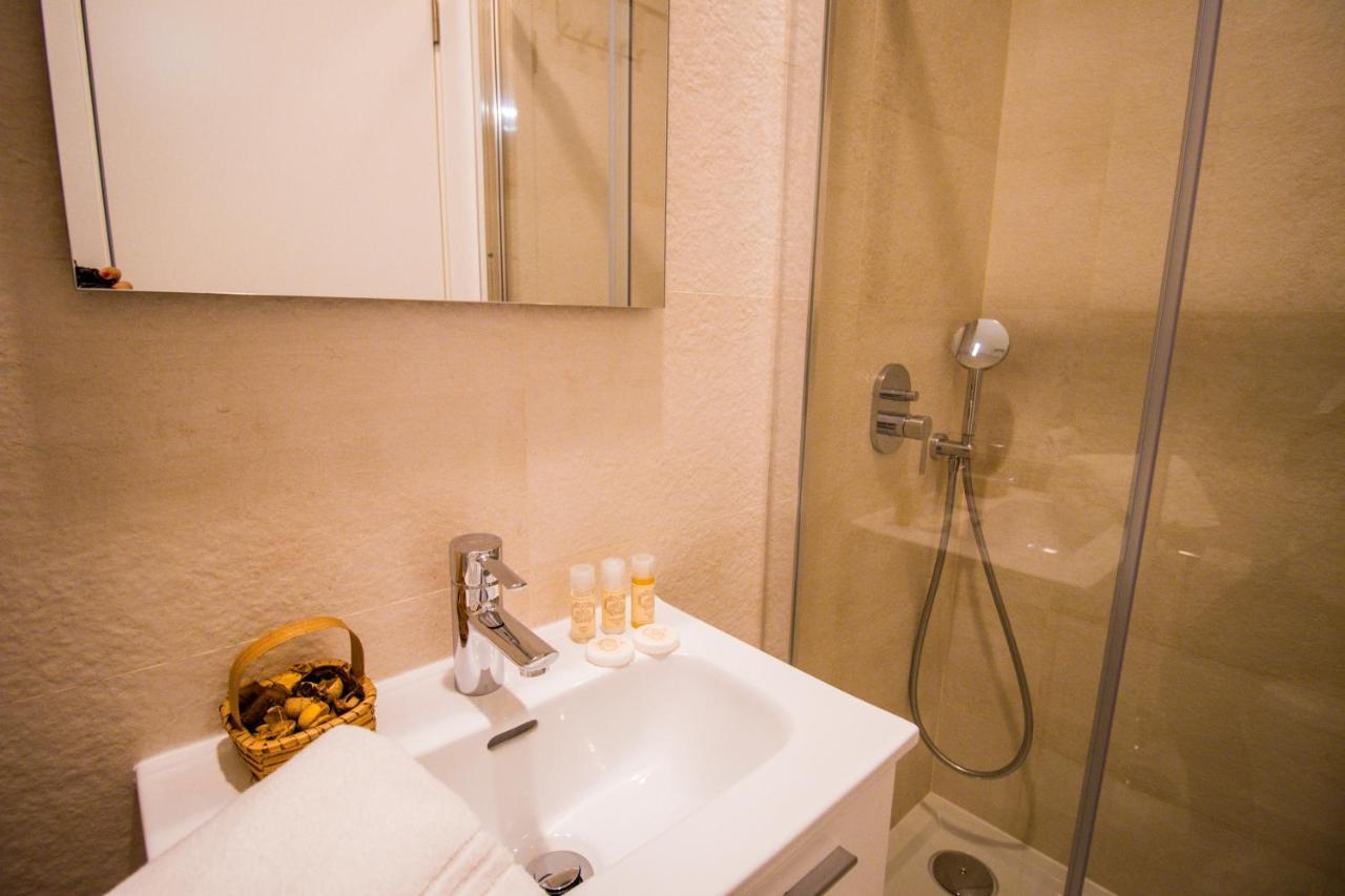 188 Apartments - Estrelicia - Pool And Balcony Кашкайш Екстериор снимка